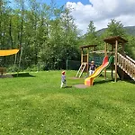 Sandra Haus Kmb Seeappartement Am Ossiacher Mit Direktem Seezugang Und Hallenbad Apartmán *
