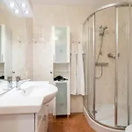 شقة Sandra Haus Kmb Seeappartement Am Ossiacher Mit Direktem Seezugang Und Hallenbad *