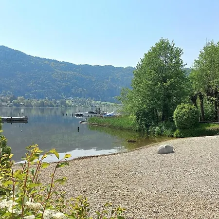 Apartment Sandra Haus Kmb Seeappartement Am Ossiacher Mit Direktem Seezugang Und Hallenbad Tschoran