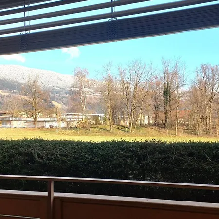 Sandra Haus Kmb Seeappartement Am Ossiacher Mit Direktem Seezugang Und Hallenbad Apartment Tschoran