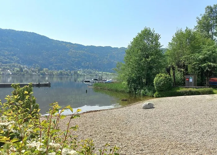 Apartamento Sandra Haus Kmb Seeappartement Am Ossiacher Mit Direktem Seezugang Und Hallenbad Tschoran